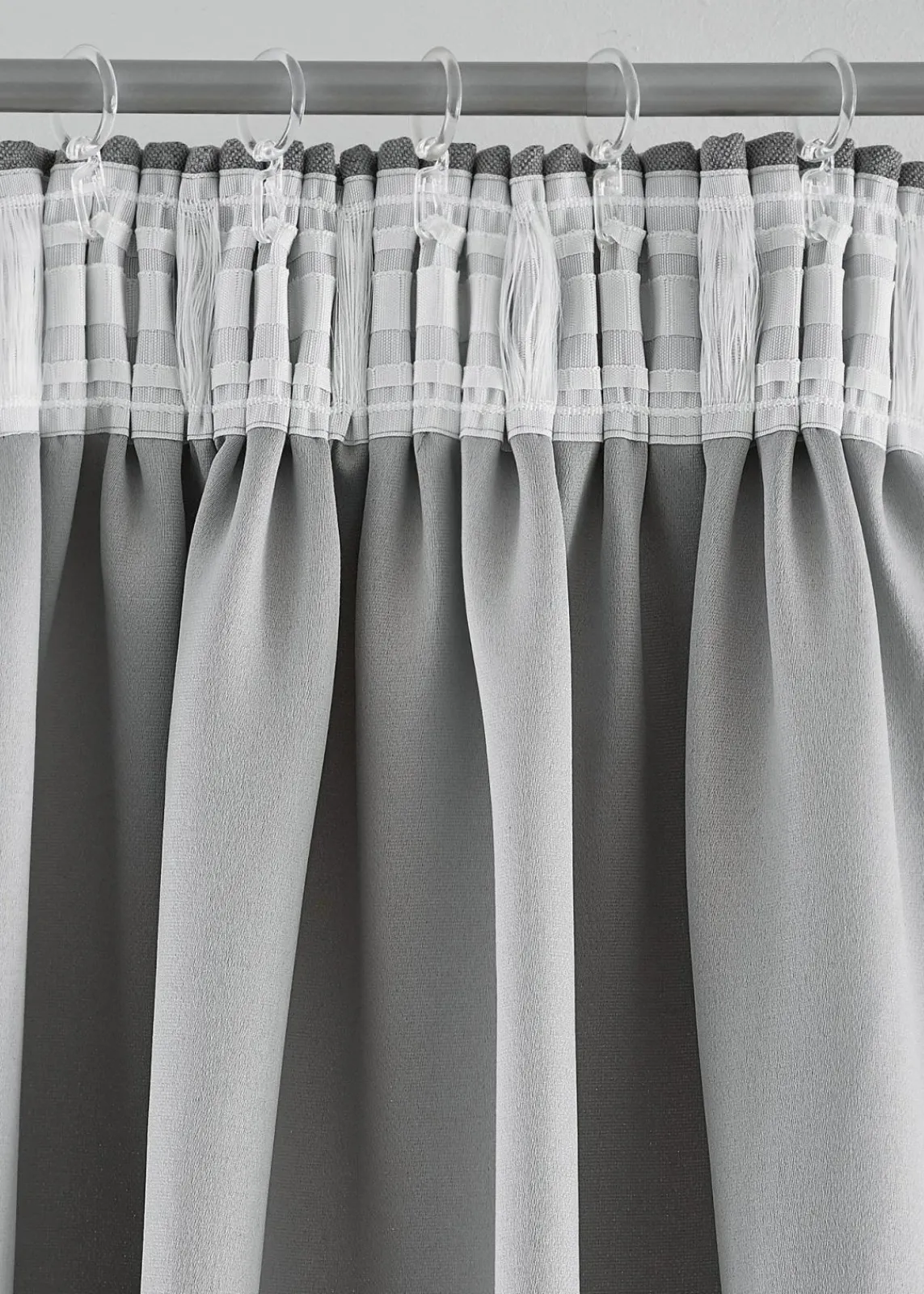 bonprix Vorhänge|Abdunkelnde Vorhänge mit Struktur (2er Pack) grau
