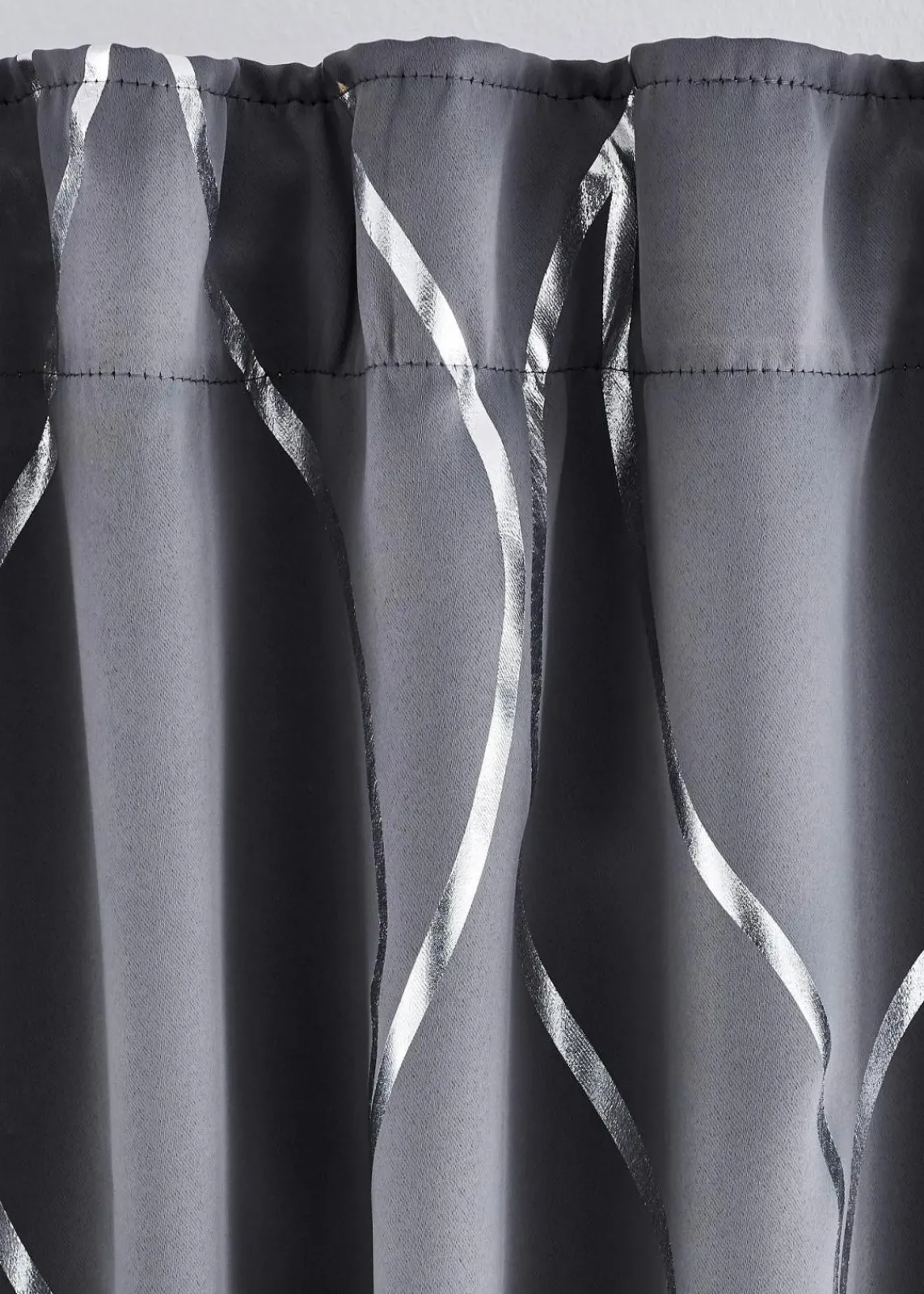 bonprix Vorhänge|Abdunkelnder Vorhang mit Glanz Druck (1er Pack) dunkelgrau/silber
