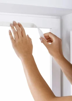 abdunkelndes Klebe-Plissee|bonprix Hot