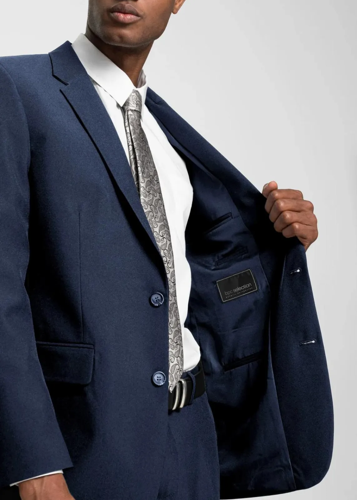 bonprix Anzüge & Sakkos|Große Größen|Anzug mit Hemd und Krawatte (4-tlg.Set), Regular Fit dunkelblau/weiß/puderblau