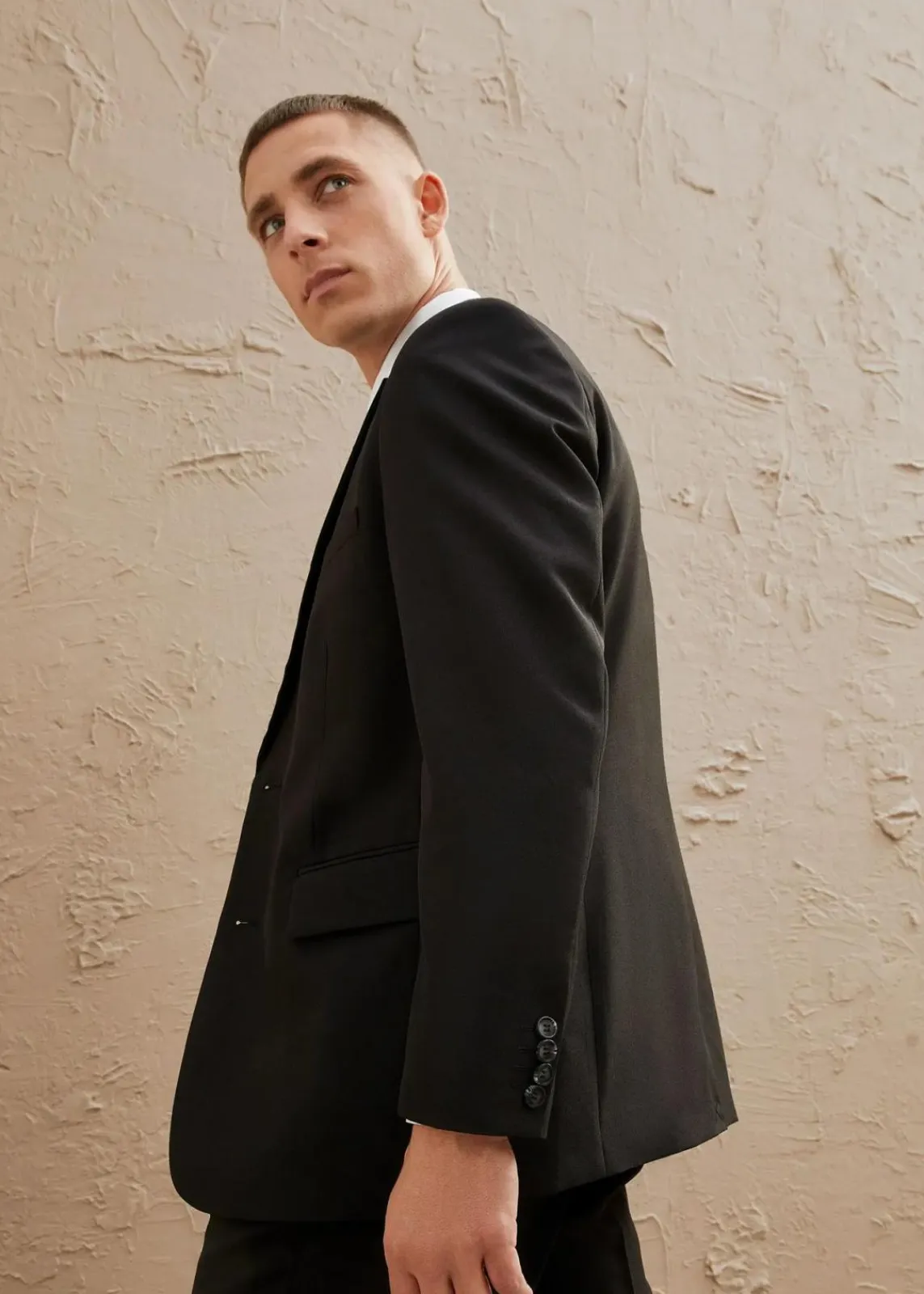 bonprix Große Größen|Anzüge & Sakkos|Anzug mit Hemd und Krawatte (4-tlg.Set), Regular Fit schwarz