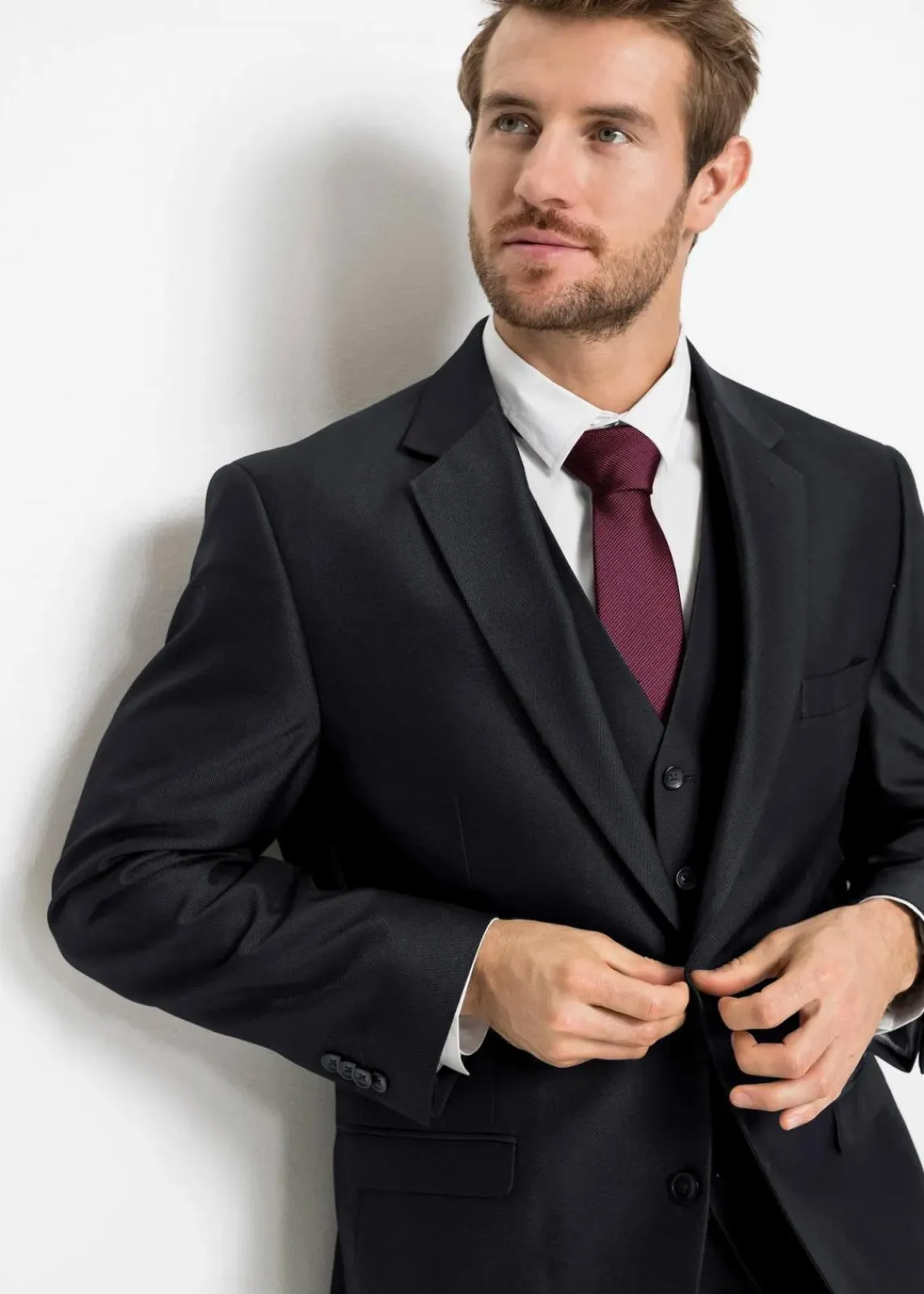 bonprix Große Größen|Anzüge & Sakkos|Anzug mit Weste und Krawatte (4-tlg. Set), Regular Fit schwarz