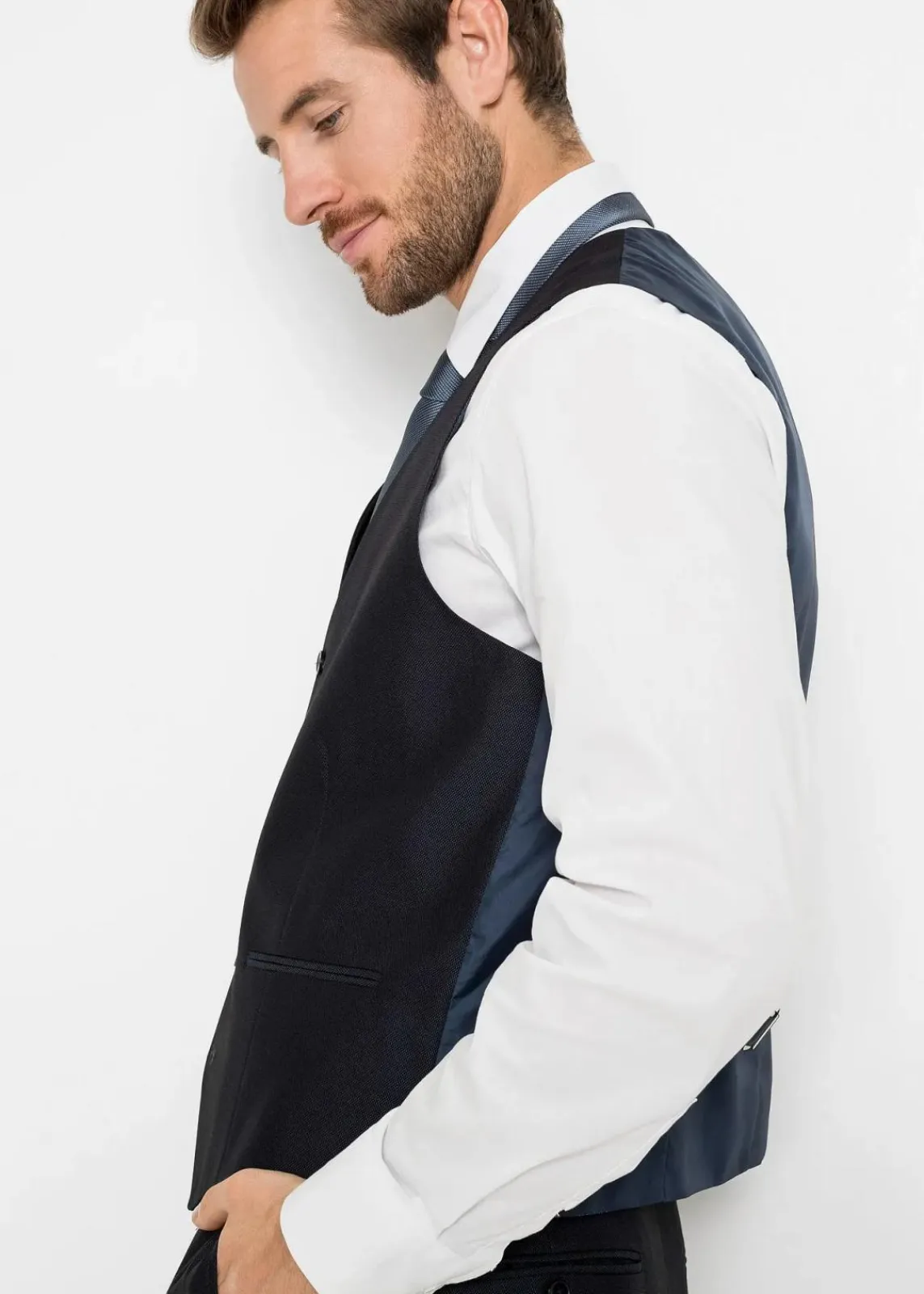 Anzug mit Weste und Krawatte (4-tlg. Set), Regular Fit|bonprix Clearance