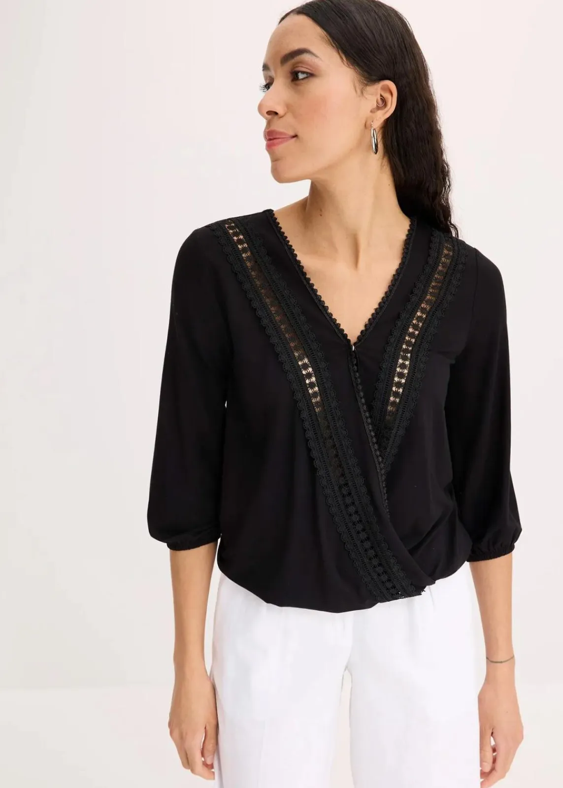 3/4-Arm Shirt mit Spitze in Wickeloptik|bonprix Outlet