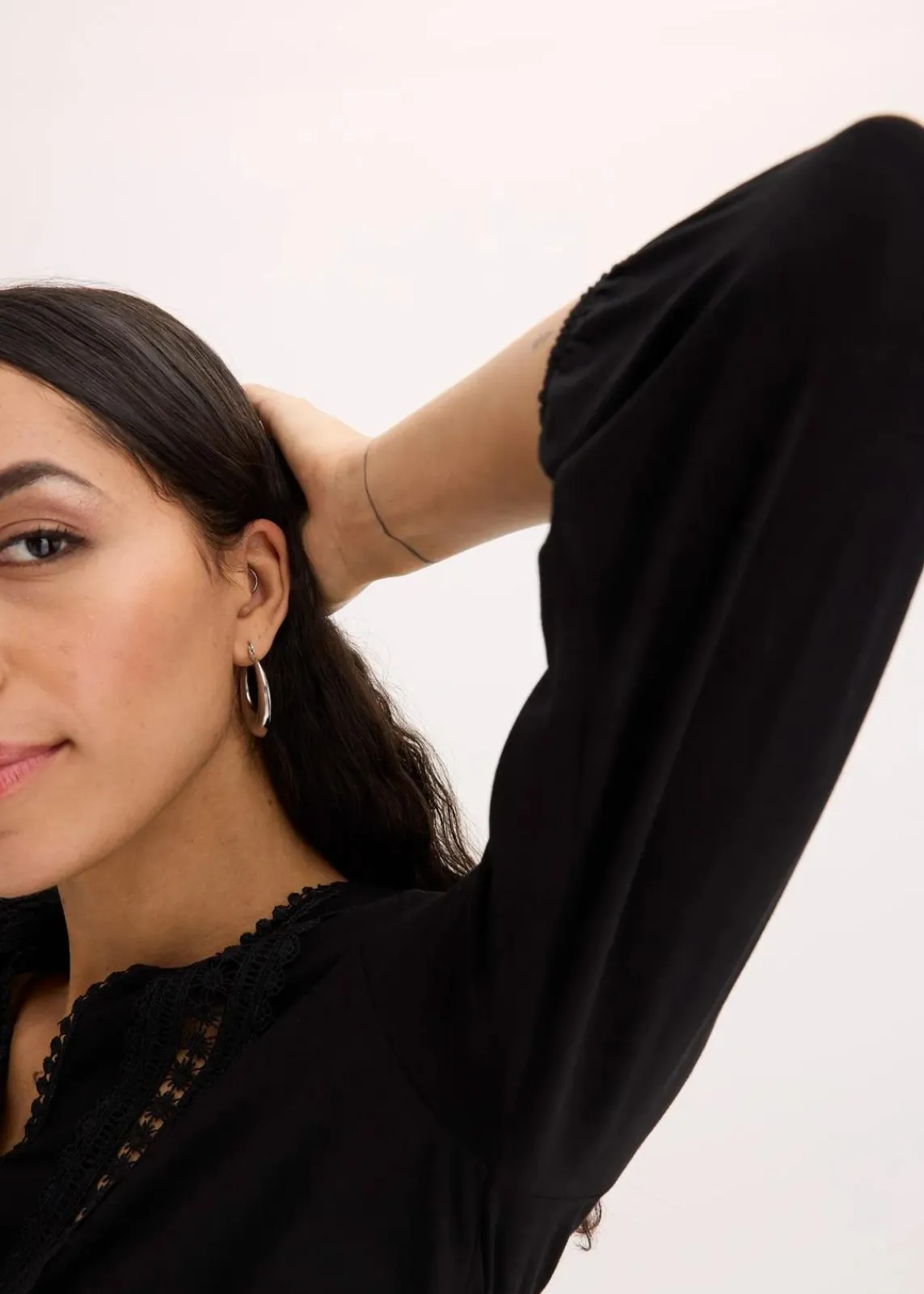 3/4-Arm Shirt mit Spitze in Wickeloptik|bonprix Outlet