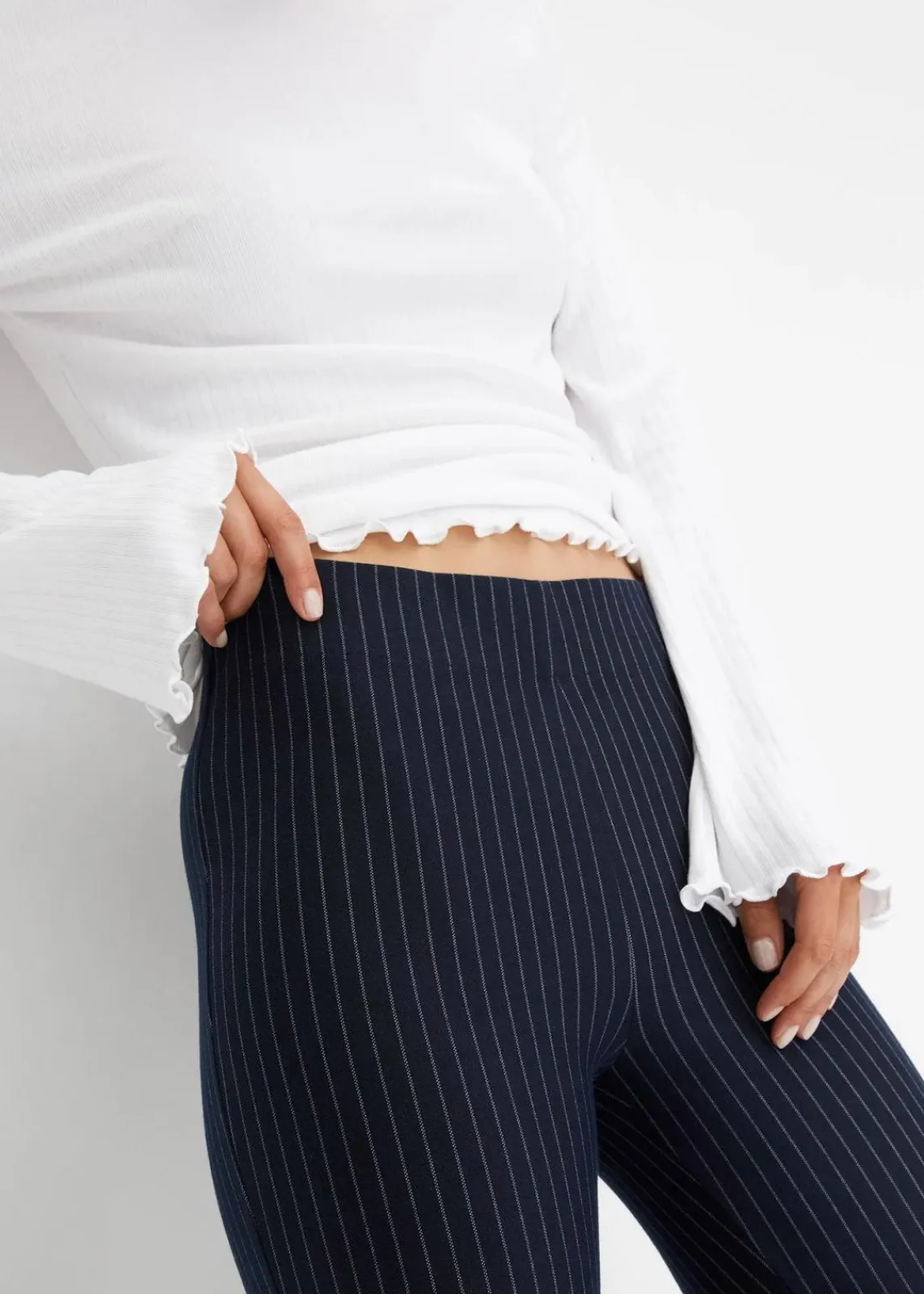 Ausgestellte Schlupfhose mit Nadelstreifen|bonprix Discount