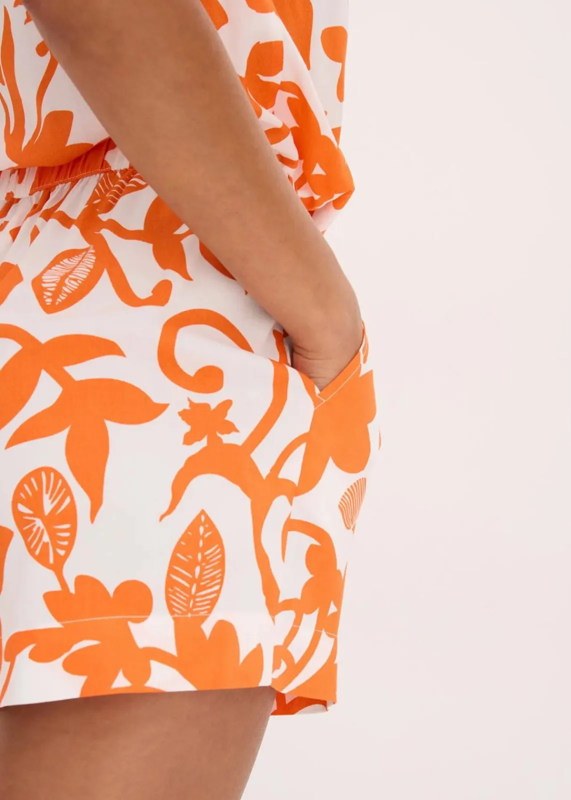 bedruckte Shorts aus fließender Viskose|bonprix Outlet