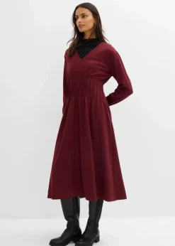 bonprix Bekleidung·Pullover & Strickjacken|Kleider|Bequemes Kleid mit Zierfalten aus Viskose-Mix ahornrot