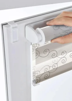 Besticktes Doppelrollo mit grafischem Muster|bonprix Best