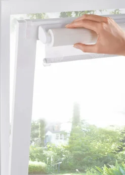 bonprix Rollos|Besticktes Doppelrollo mit Blumen weiß