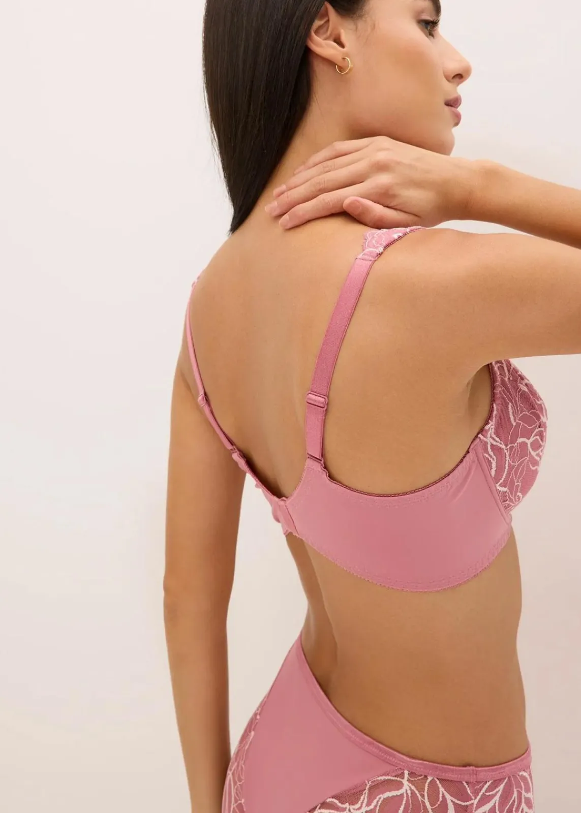 Bügel-BH mit gepolsterten Trägern|bonprix Outlet