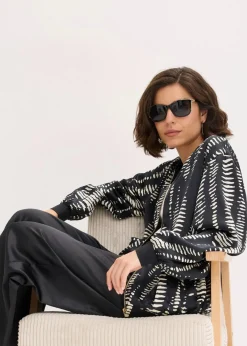 bonprix Bekleidung·Hosen|Jacken & Mäntel|Blouson aus fließendem Satin schwarz/sand bedruckt