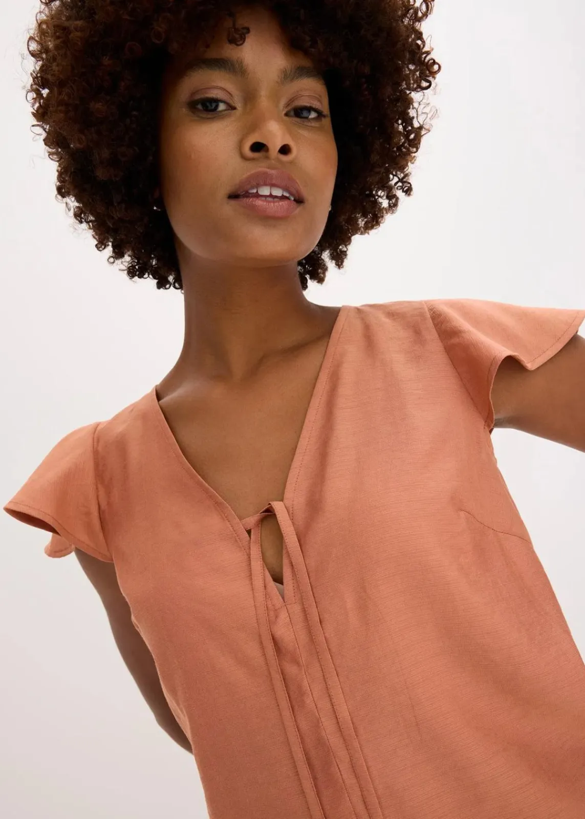 Bluse mit Volantärmeln in Glanzoptik|bonprix Clearance