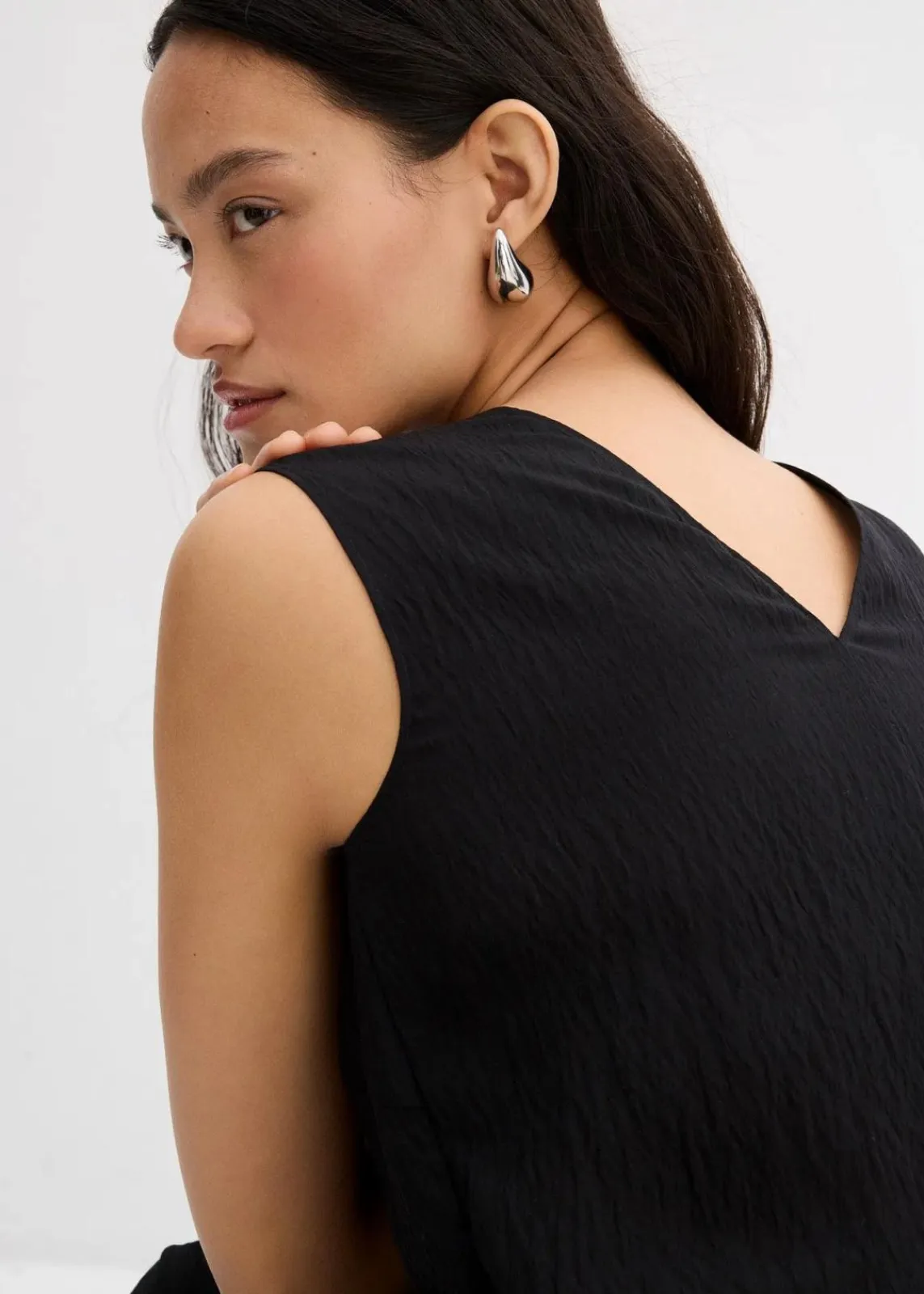 bonprix Bekleidung·Jacken & Mäntel|Zweiteiler & Sets|Blusentop aus Crinkle-Viskose-Mix schwarz