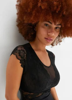 Body ohne Bügel mit zarter Spitze|bonprix