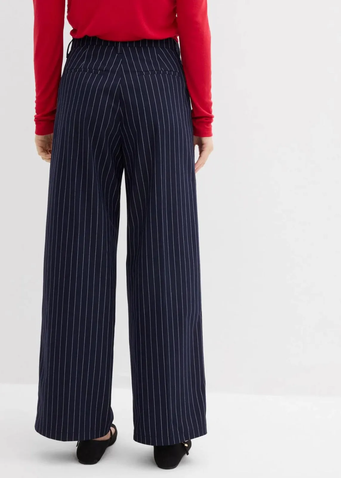 bonprix Bekleidung·Kleider|Zweiteiler & Sets|Bundfaltenhose aus Viskose-Mix dunkelblau/weiß längs gestreift