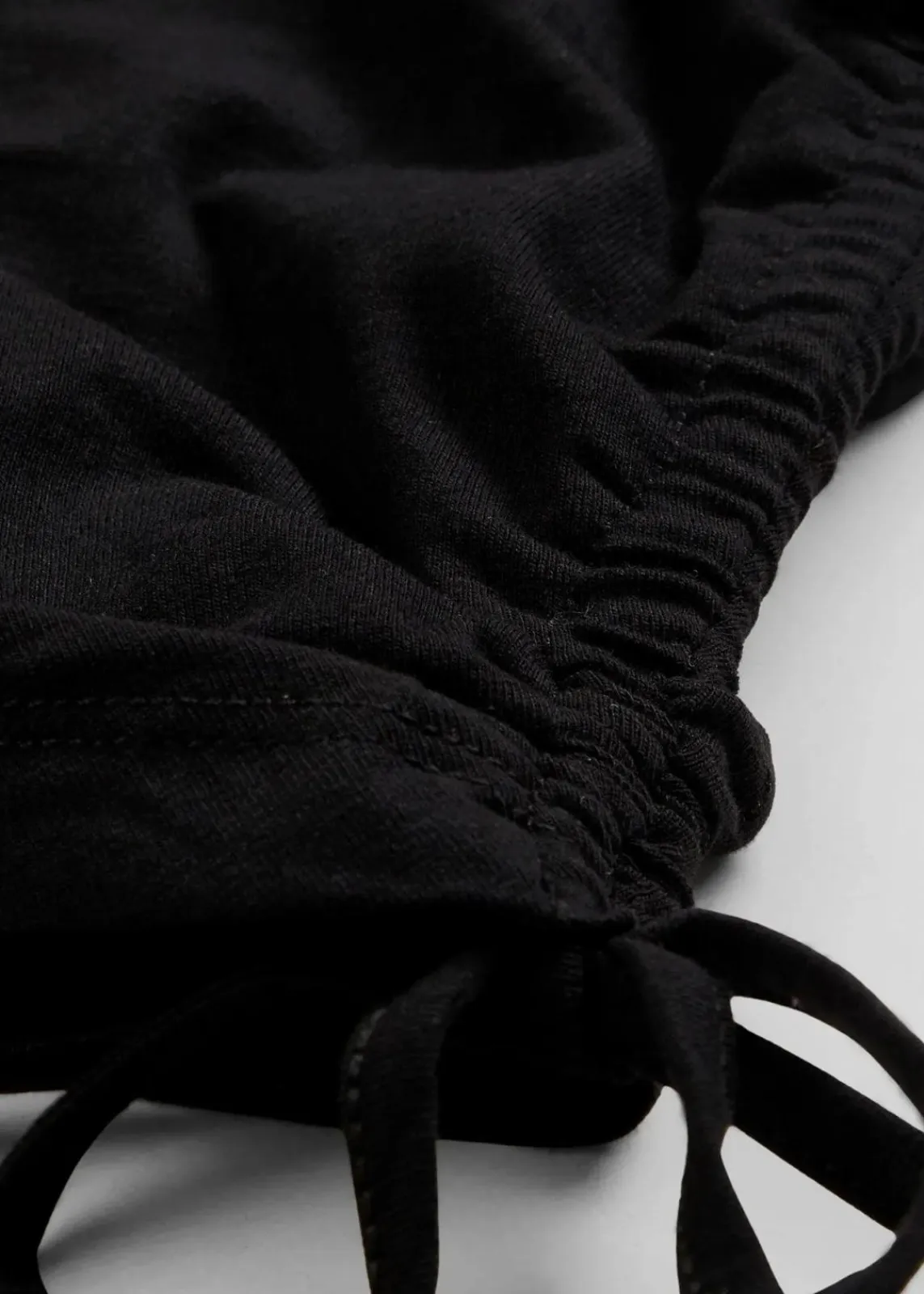 bonprix Hosen|Bekleidung·Kleider|Capri-Leggings mit Raffung (2er Pack) weiß+schwarz