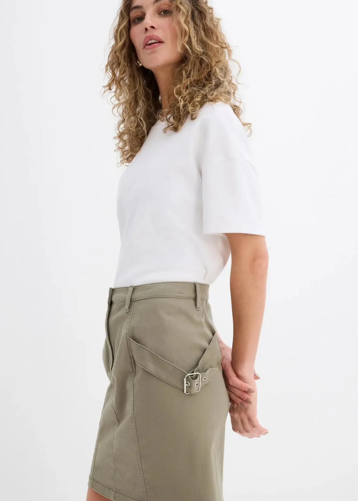 bonprix Röcke|Bekleidung·Sportbekleidung|Cargorock oliv