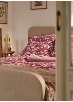 bonprix Bettwäsche|Cashmere Touch Wendebettwäsche mit floralem Design altrosa