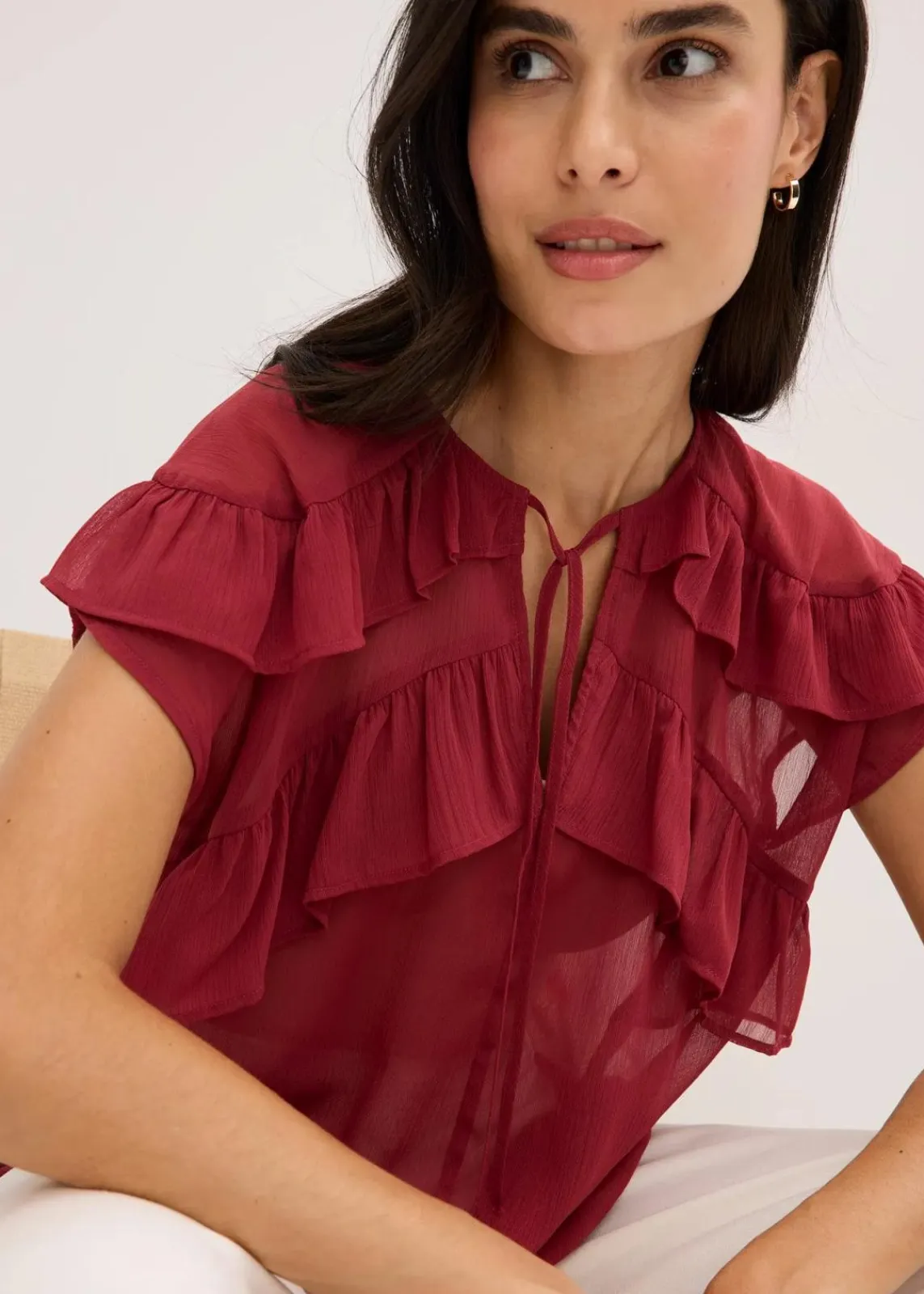 bonprix Bekleidung·Jacken & Mäntel|Blusen & Tuniken|Chiffonbluse mit Volants pflaumenrot