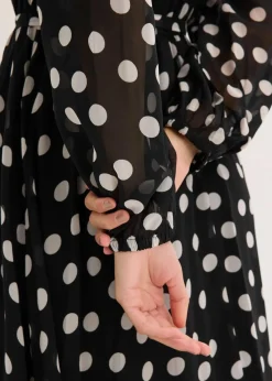 Chiffonkleid mit Kontrast-Pipings|bonprix Best