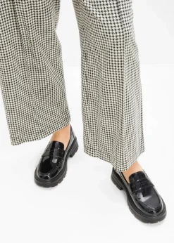 bonprix Sommerschuhe|Loafer|Chunky Loafer mit leichter Sohle schwarz lack