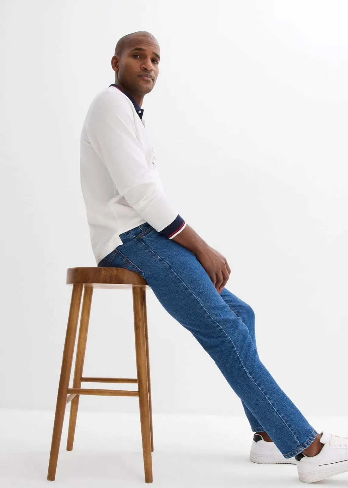 Classic Fit Jeans mit Komfortbund, Straight|bonprix Sale
