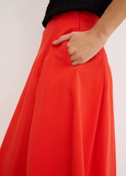 bonprix Röcke|Bekleidung·Sportbekleidung|Faltenrock aus softem Viskosemix erdbeere