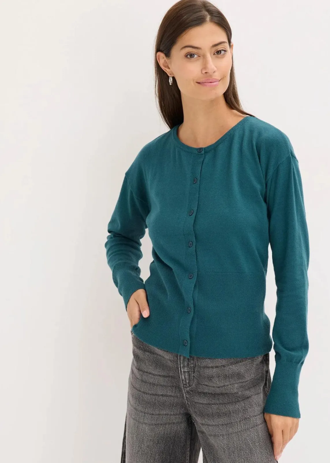 bonprix Pullover & Strickjacken|Strickmode|Feinstrickjacke aus fließendem Viskose-Mix pfeffergrün