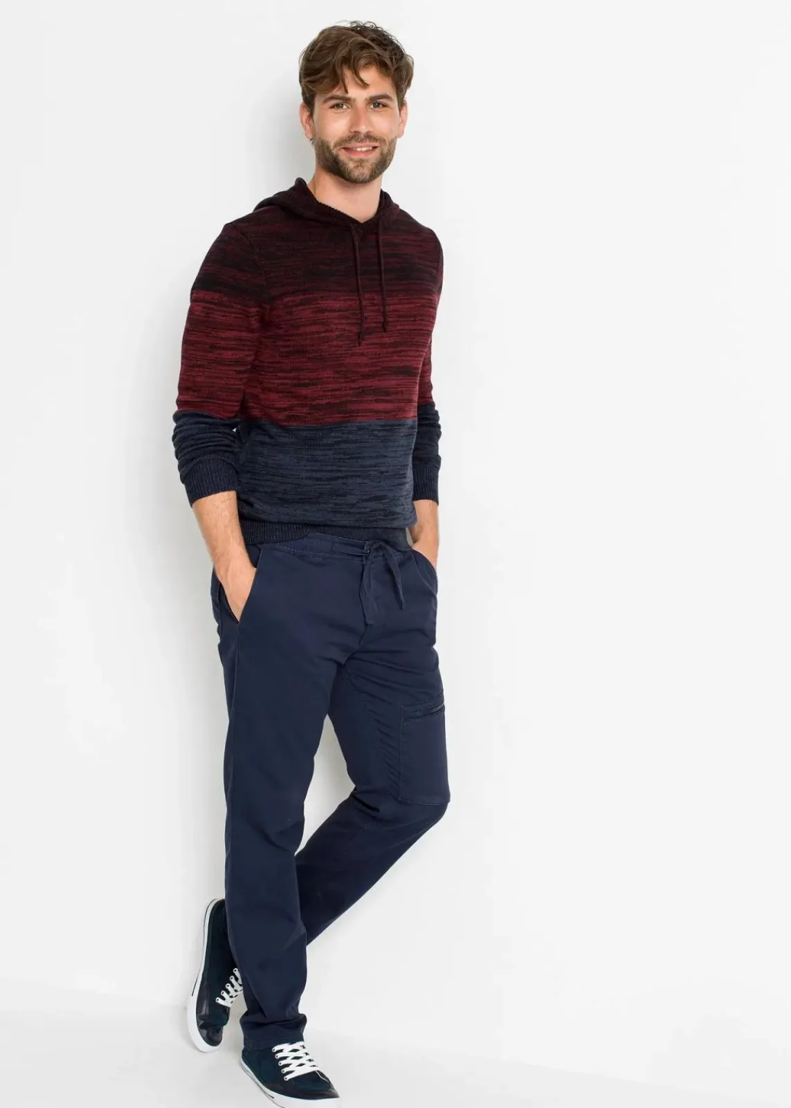 bonprix Große Größen|Pullover & Strickjacken|Feinstrickpullover mit Kapuze aus weichem Baumwollmix rot/blau meliert