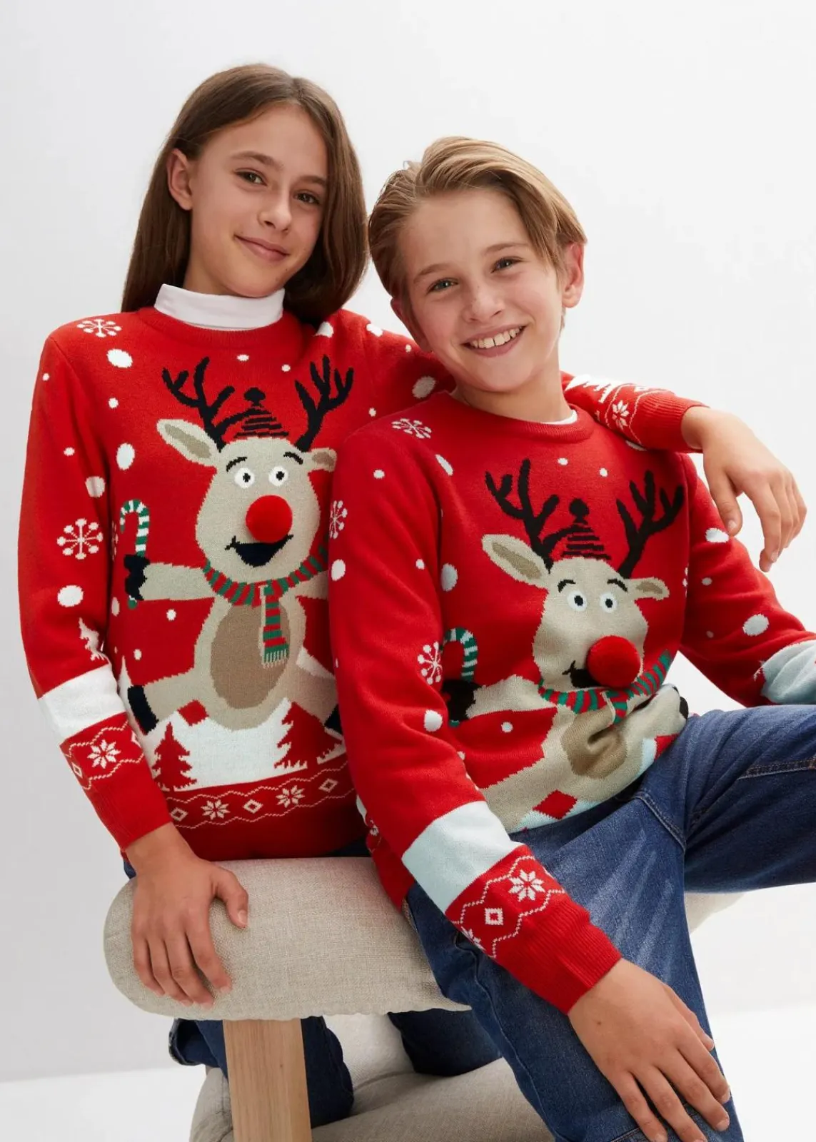 bonprix Jungen 2-8 Jahre·Sweat & Strick|Jungen 9-16 Jahre·Sweat & Strick|Feinstrickpullover mit Weihnachtsmotiv erdbeere