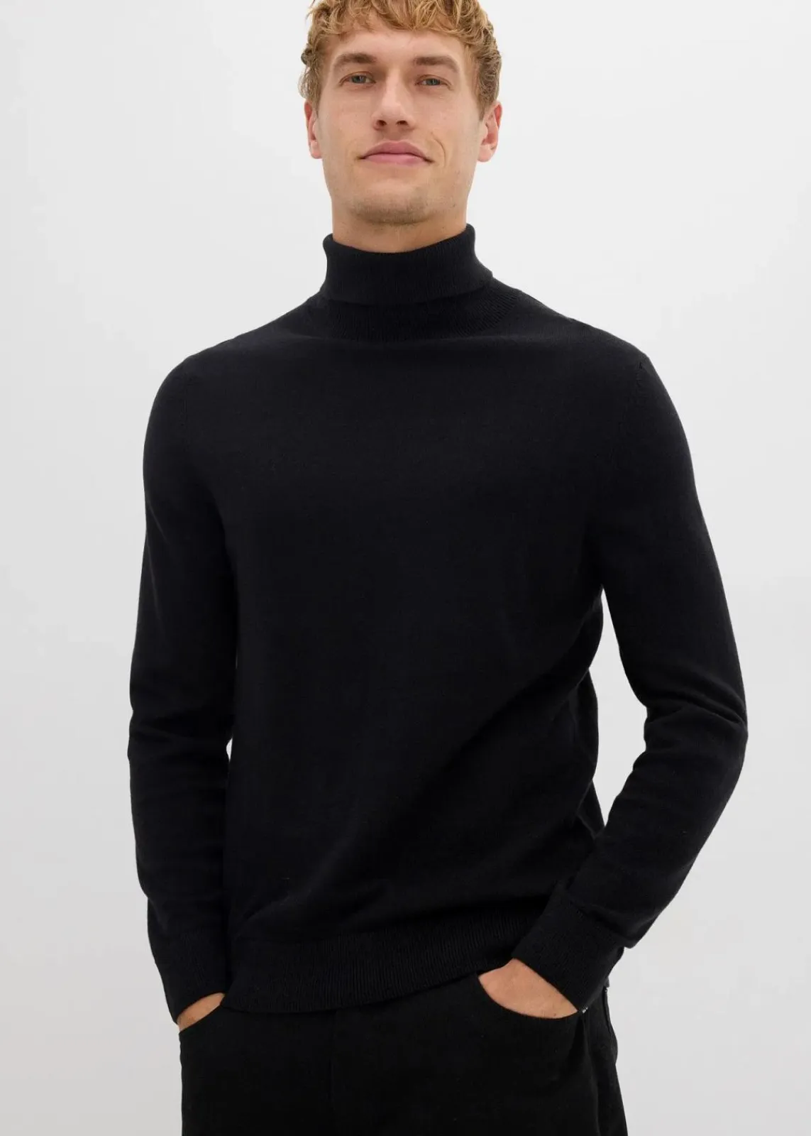 bonprix Pullover & Strickjacken|Basics|Feinstrick-Rollkragenpullover mit edler Merinowolle, Slim Fit schwarz