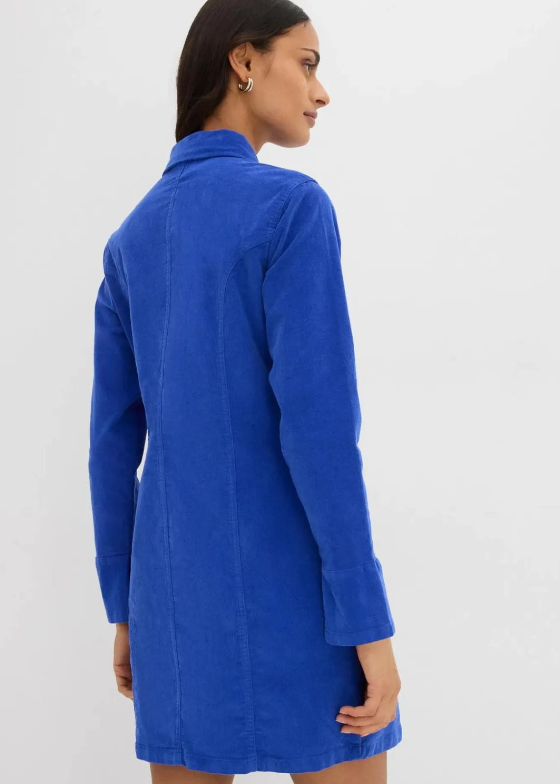 bonprix Bekleidung·Pullover & Strickjacken|Nachhaltigere Materialien|Figurbetontes Cordkleid edelsteinblau