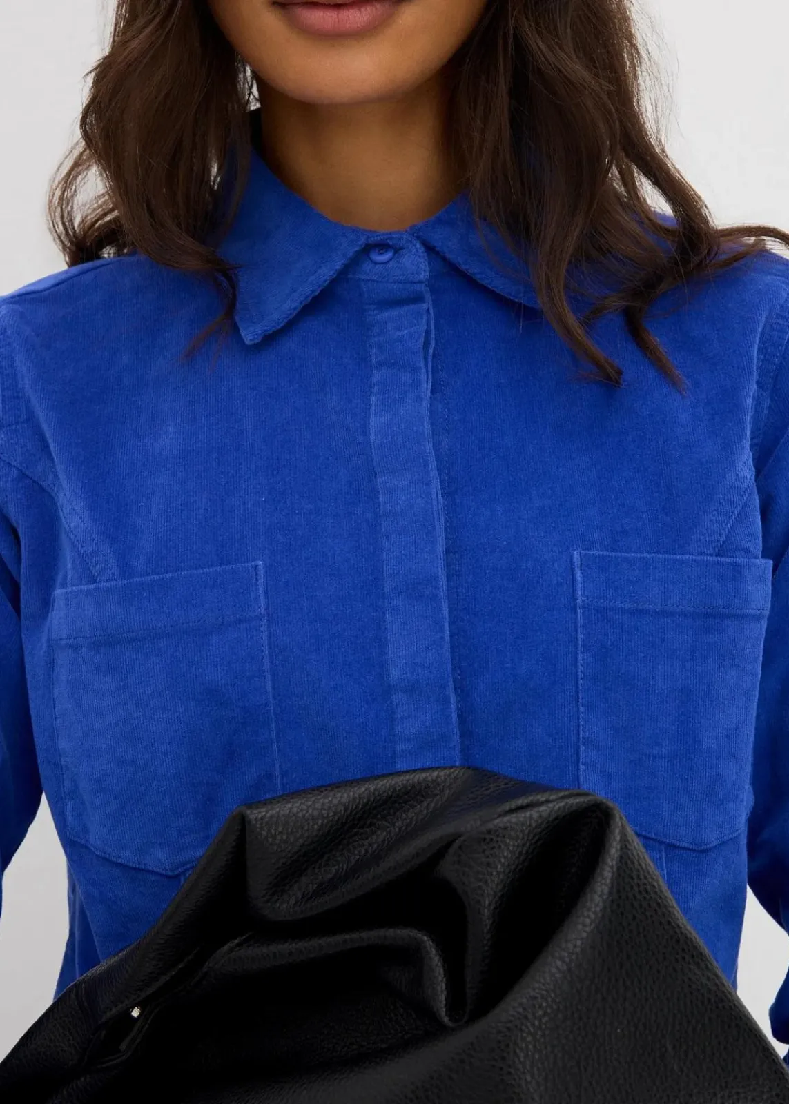 bonprix Bekleidung·Pullover & Strickjacken|Nachhaltigere Materialien|Figurbetontes Cordkleid edelsteinblau