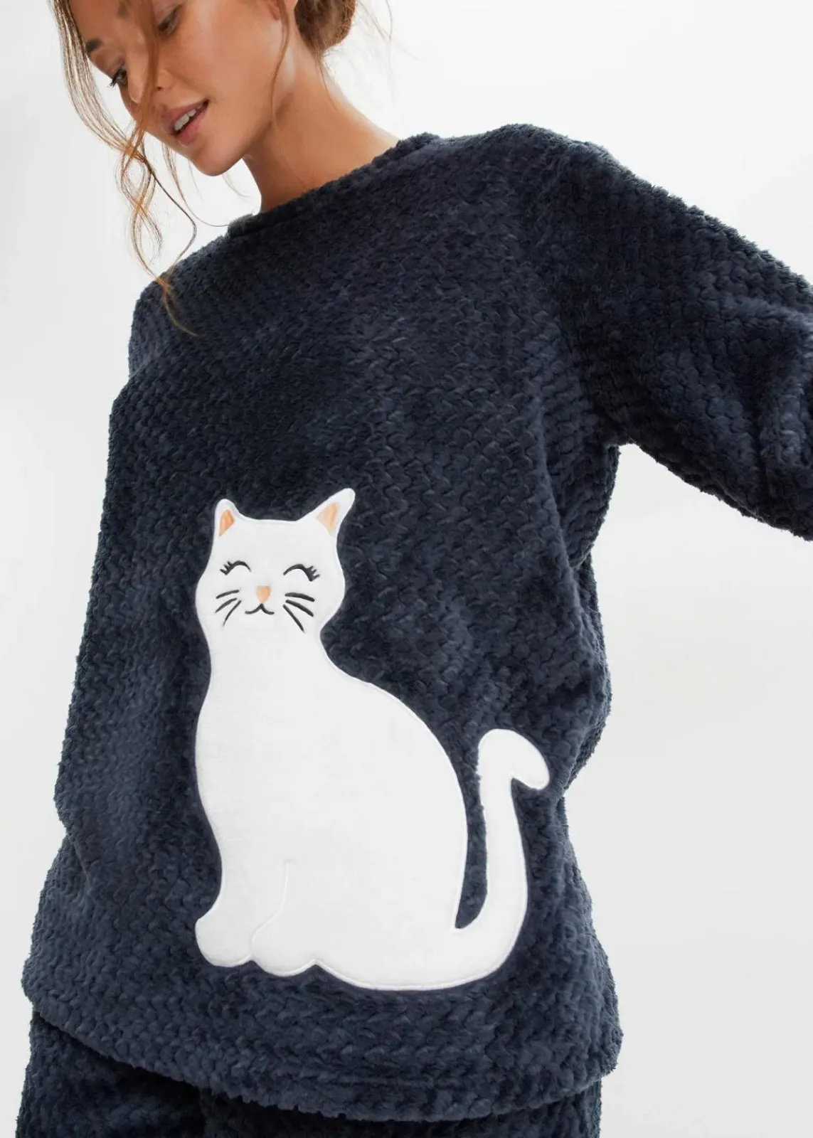 bonprix Wäsche·Homewear|Wäsche·Nachtwäsche|Fleece Loungewear Hausanzug mit Strukturmuster und Applikation nachtblau