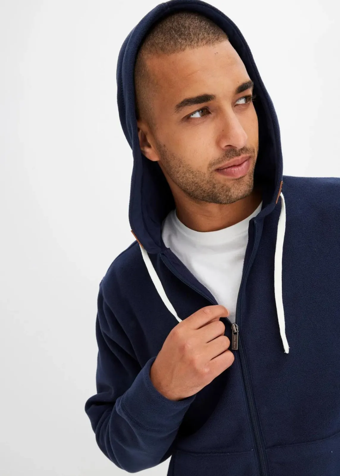 bonprix Große Größen|Thermobekleidung|Fleecejacke mit Kapuze und aufgesetzten Taschen dunkelblau