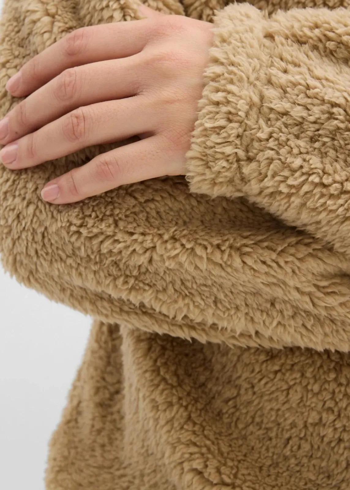 bonprix Bekleidung·Blusen & Tuniken|Sweat|Fleeceshirt aus Teddy hellkhaki