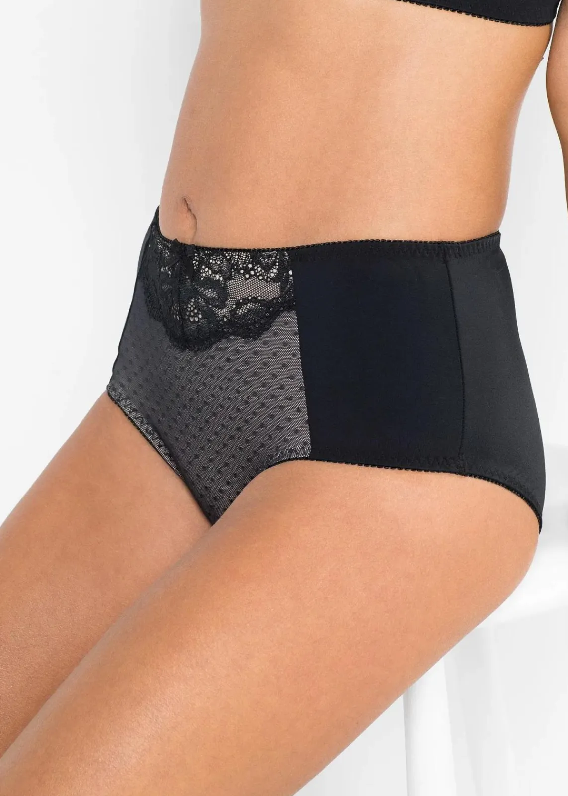 bonprix Wäsche·Dessous|Wäsche·Höschen|Formslip mit Spitze schwarz/sandbeige