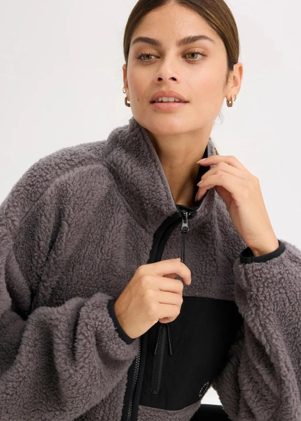 Funktions-Fleece Sportjacke, oversized|bonprix Outlet