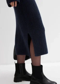 Geripptes Strickkleid|bonprix Hot