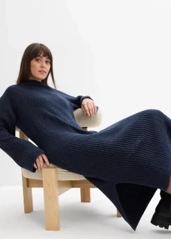 Geripptes Strickkleid|bonprix Hot