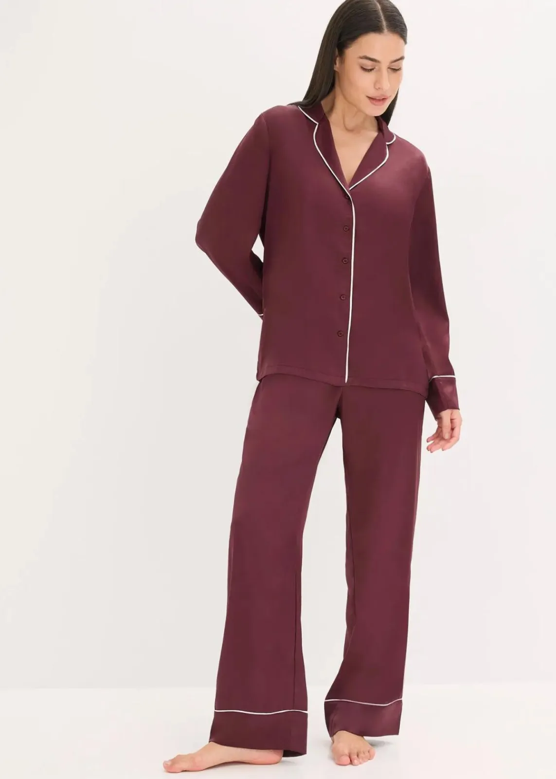 Gewebter Pyjama aus glänzendem Satin|bonprix Online