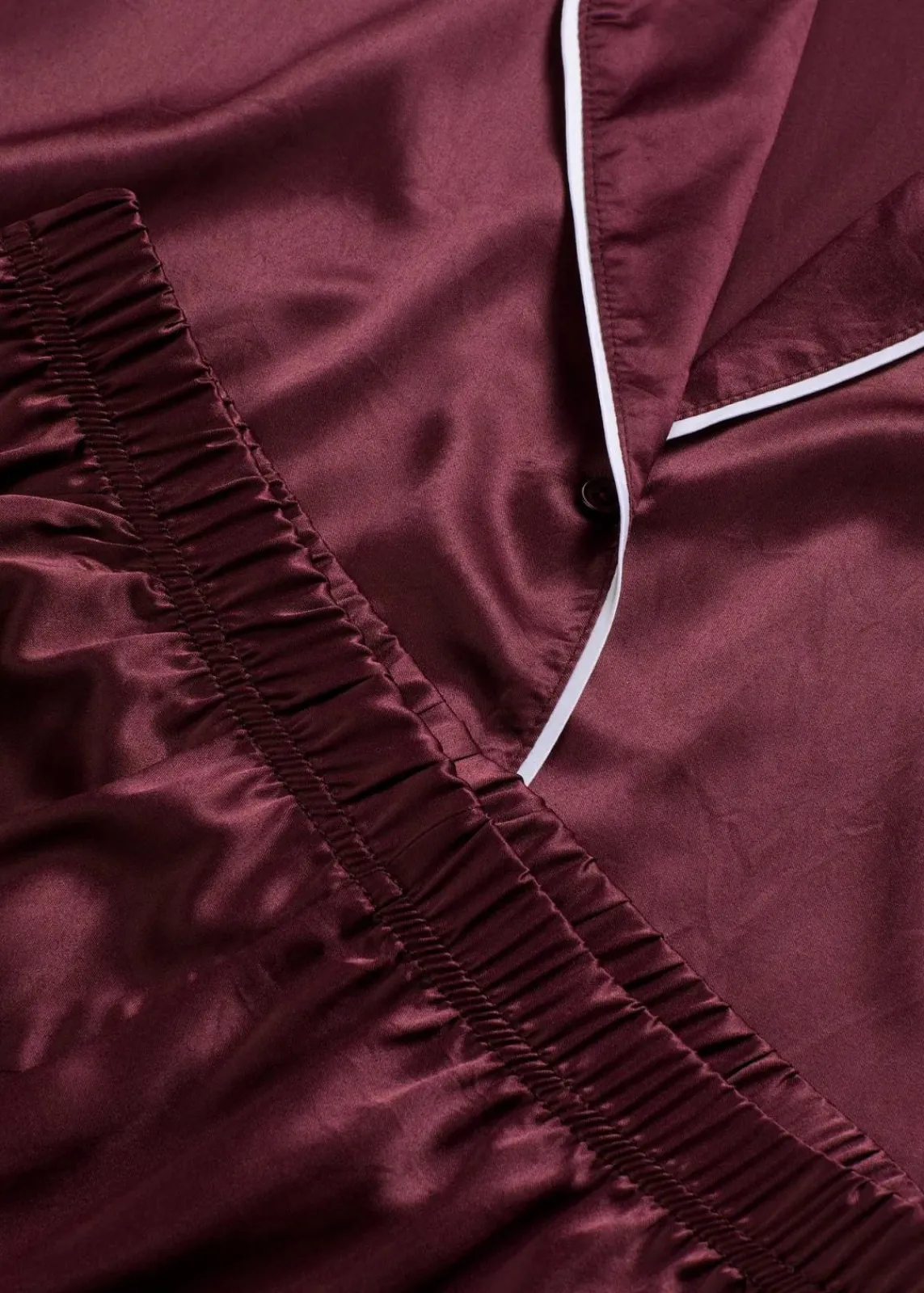 Gewebter Pyjama aus glänzendem Satin|bonprix Online