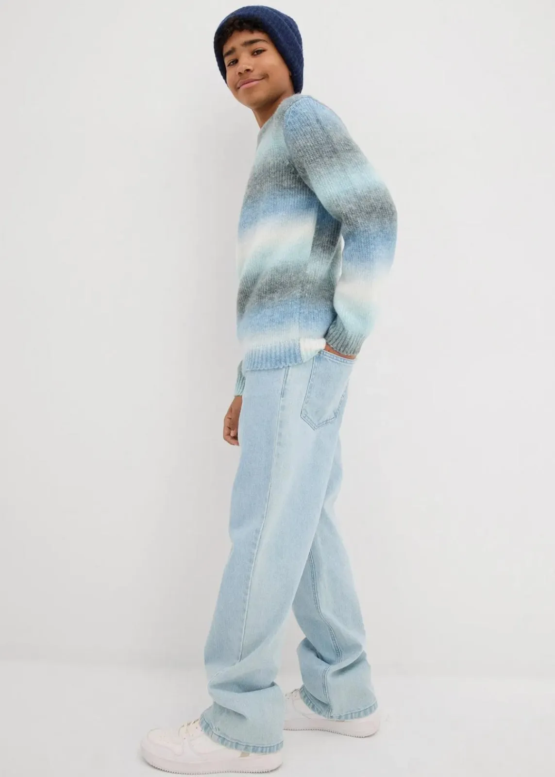 bonprix Jungen 9-16 Jahre·Bademode|Jungen 9-16 Jahre·Sweat & Strick|Grobstrick-Pullover mit Farbverlauf grau meliert/hellblau/blau/wollweiß