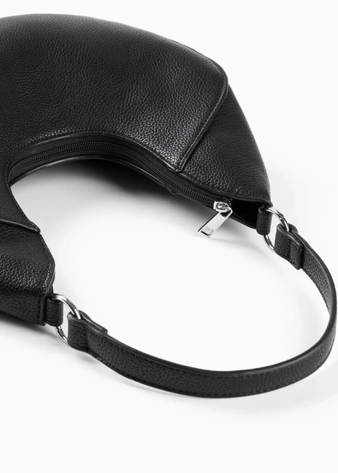 Handtasche in rundlicher Form|bonprix Outlet