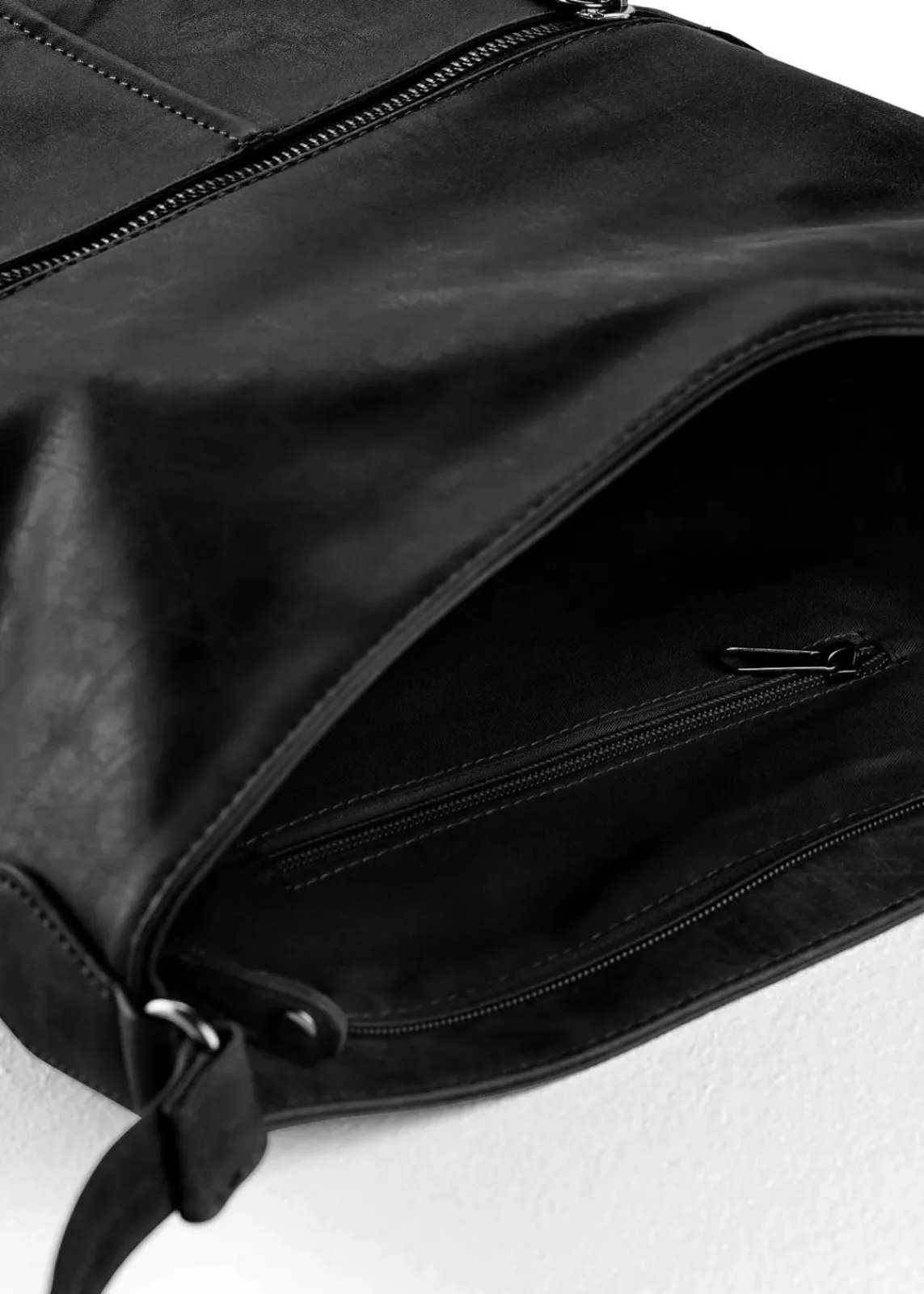 Handtasche mit austauschbarem Trageriemen|bonprix Online