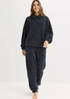 Hausanzug aus weichem Material|bonprix Hot