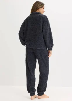 Hausanzug aus weichem Material|bonprix Hot