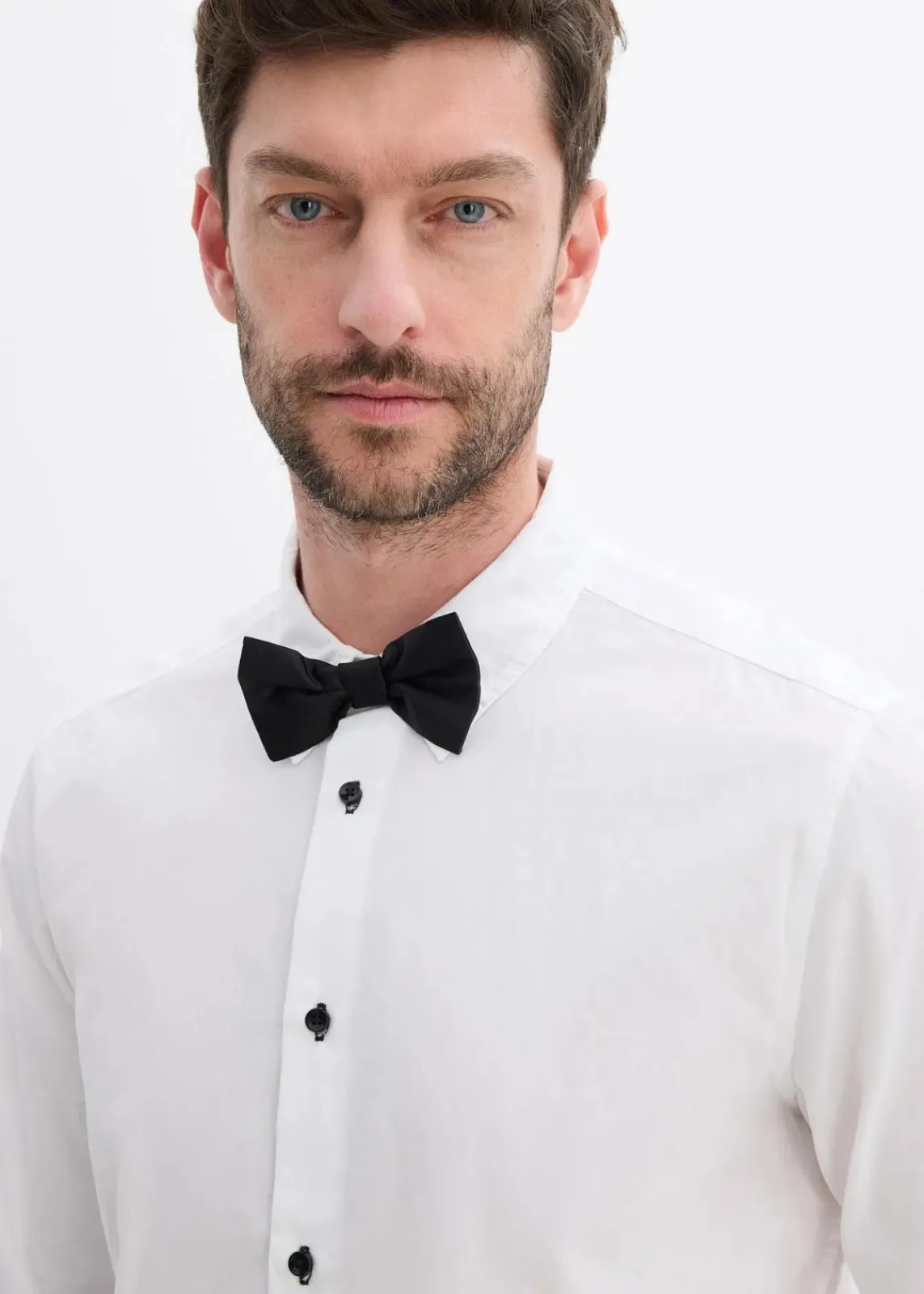 bonprix Große Größen|Anzüge & Sakkos|Hemd und Fliege (2-tlg.Set) aus reiner Bio-Baumwolle, Regular Fit weiß