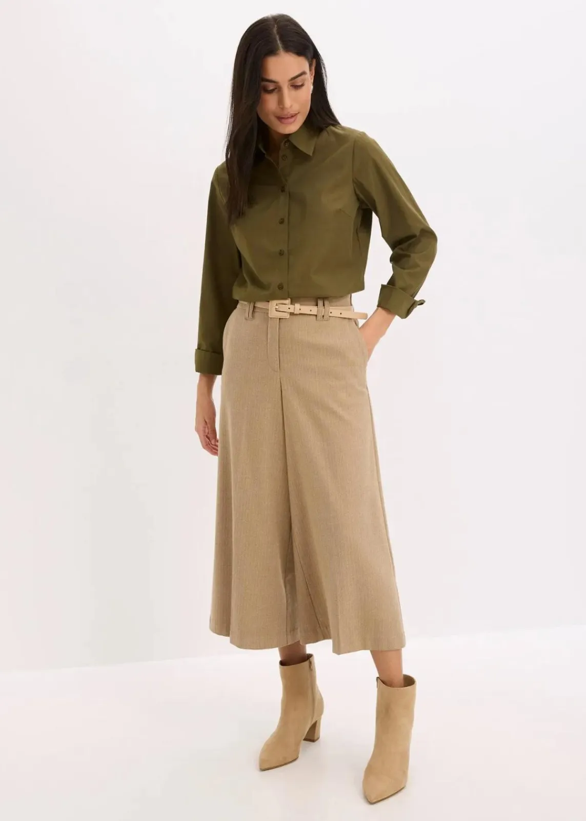 bonprix Blusen & Tuniken|Bekleidung·Jacken & Mäntel|Hemdbluse erdoliv